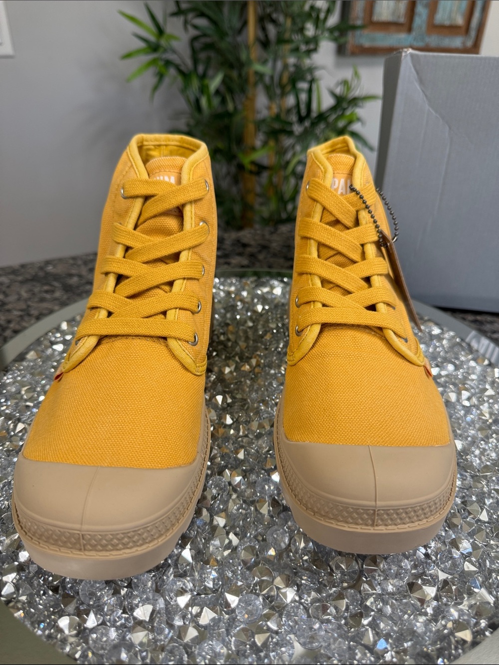 Palladium butterscoth Yellow Honey gold Canvas Lace-Up Ankle Boots lug sole NEW - Picture 4 of 12